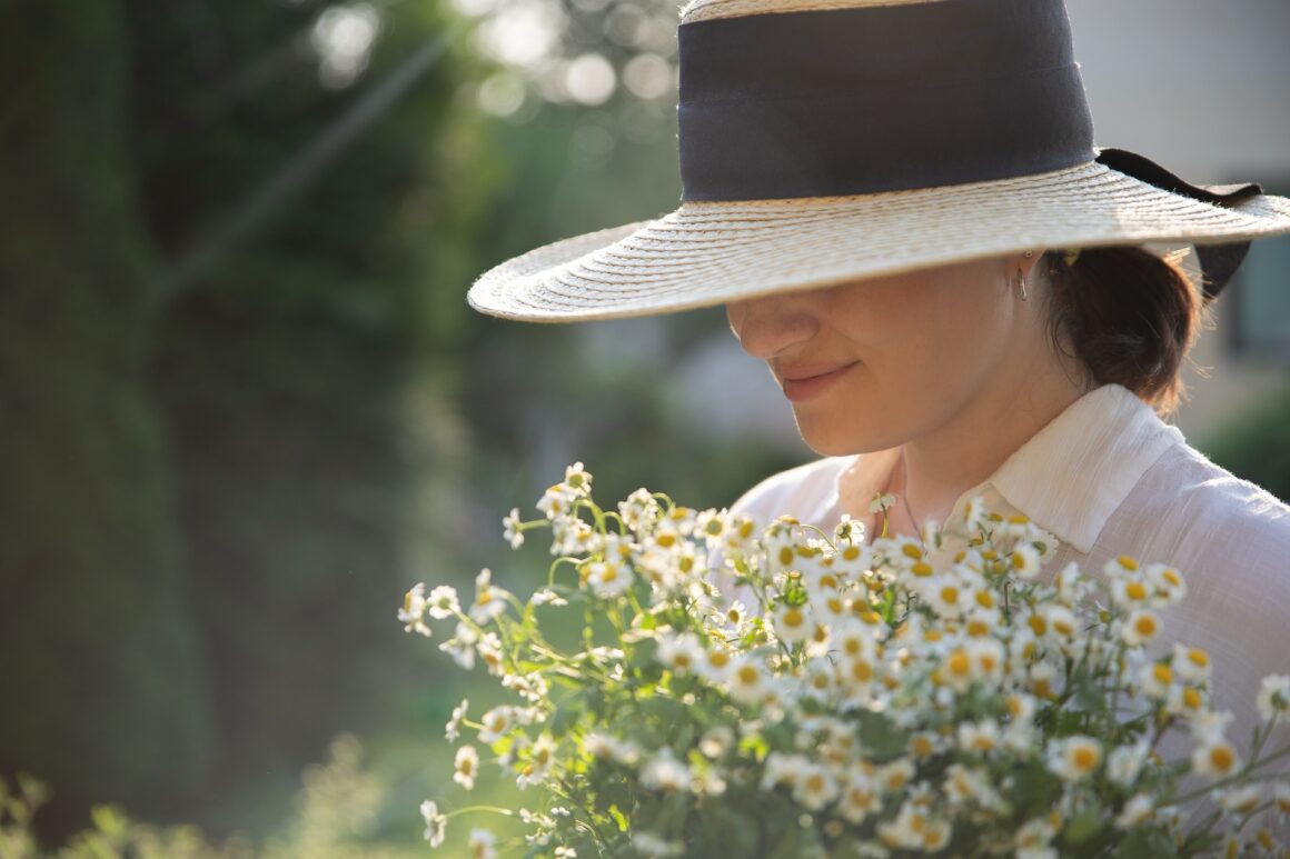 Infertilità femminile. Dalla camomilla al tè verde, gli aiuti dalla fitoterapia