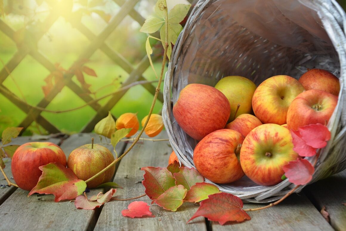 Mangiamo più frutta con la buccia